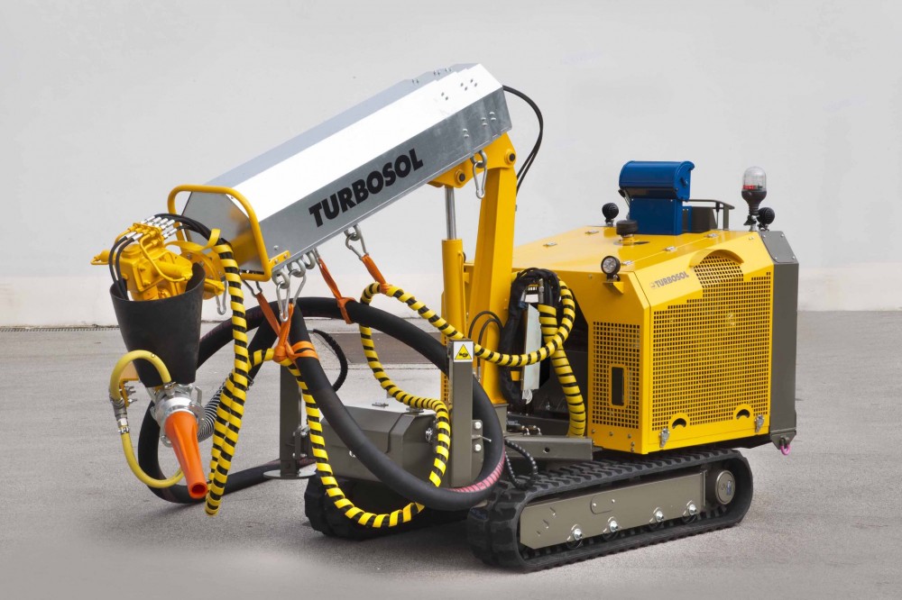 Turbosol TSR7 - tracked unit for concrete applications